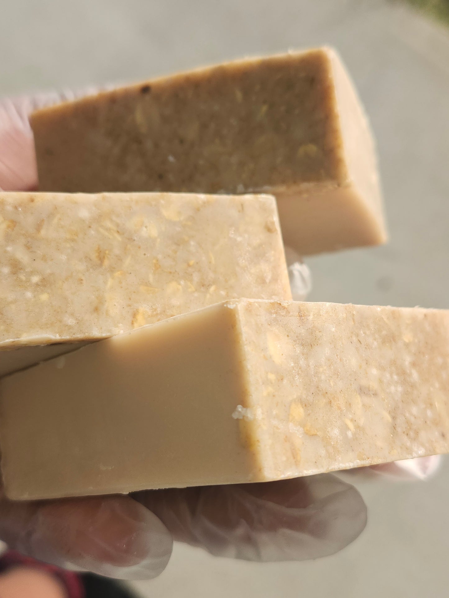 Oats and white Turmeric Sea Moss Exfoliating Soap Bar 4.5oz